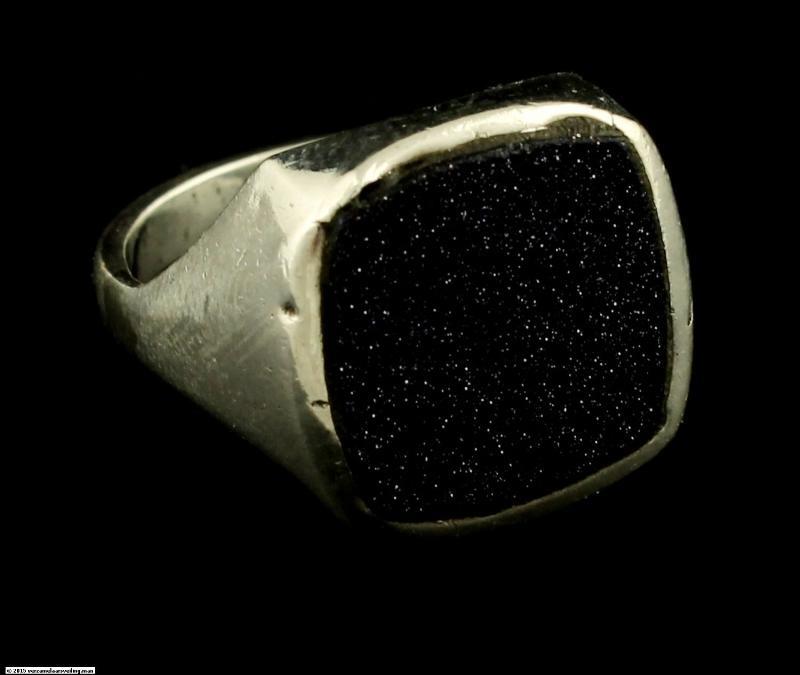 Zilveren Zegelring Met Vierkante BlingBling Steen