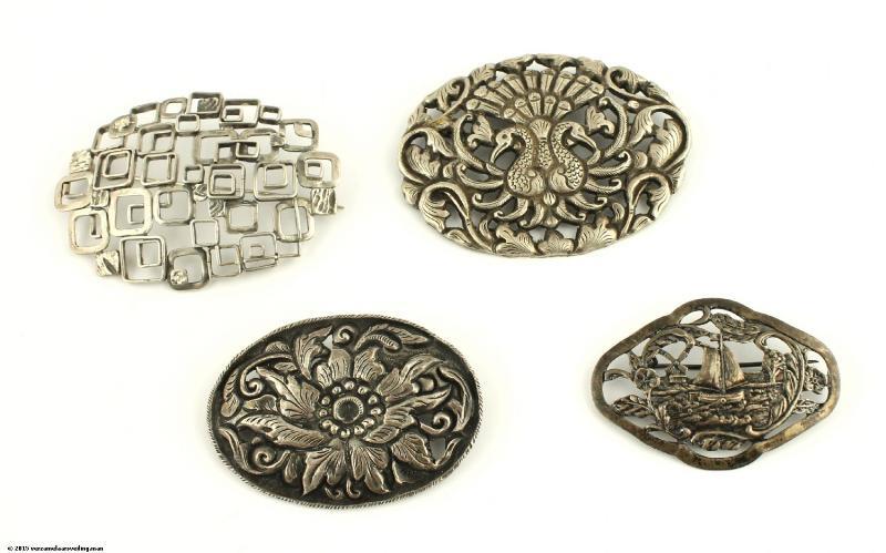 Lot: Zilveren Broches (4x)