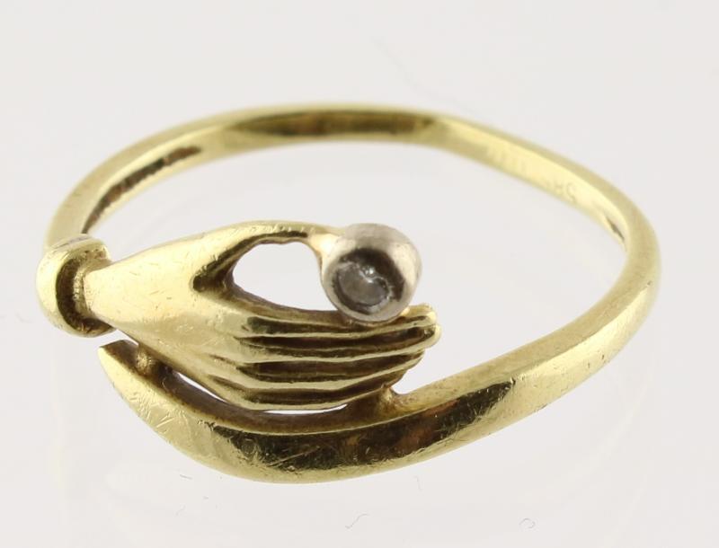 Geelgouden ring bezet met een briljant geslepen diamant, 14 karaat