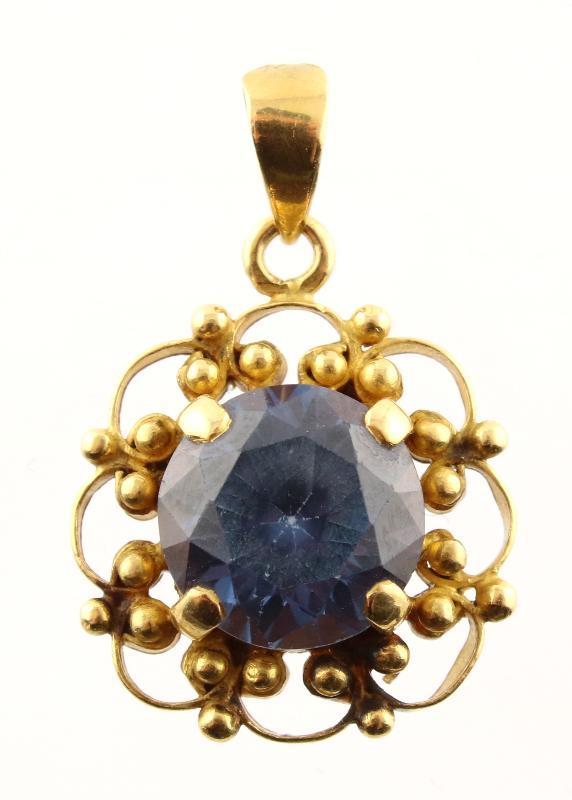Geelgouden hanger bezet met Alexandrietsteen, 14 karaat