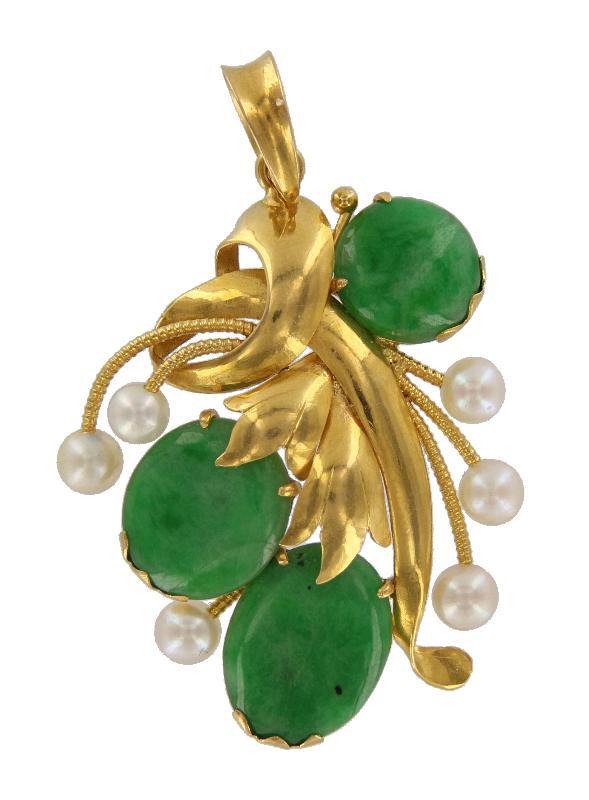 Geelgouden hanger bezet met parels en Jade, 21,6 karaat