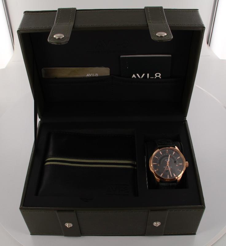 AVI-8 Hawker Typhoon AV-4027-04 - Herenhorloge