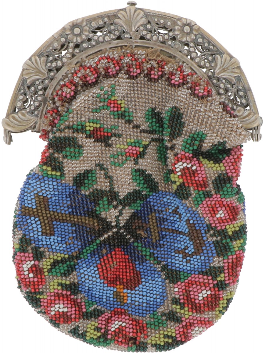 Beugel beursje zilver.