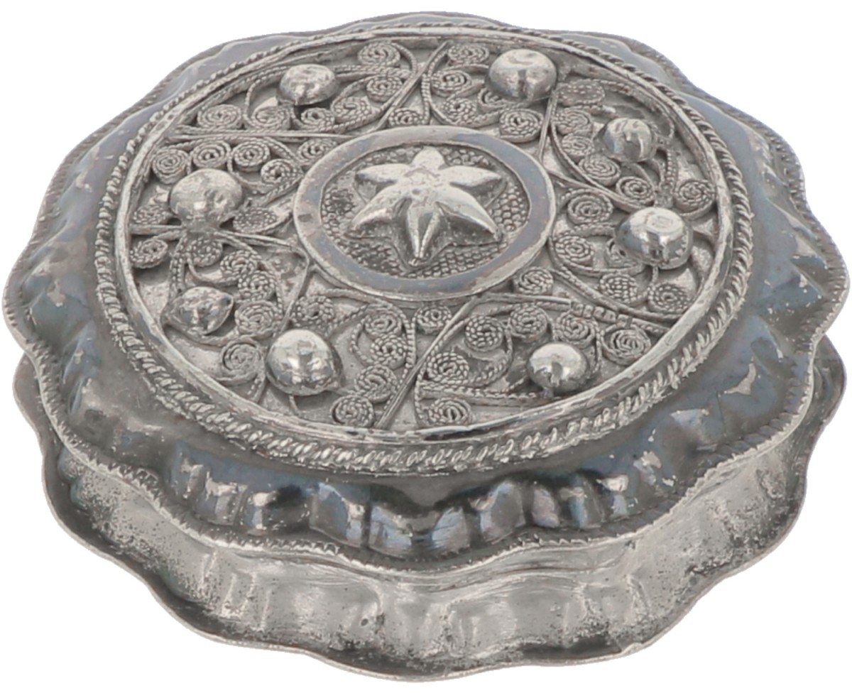 Pepermunt / Pillendoosje zilver.