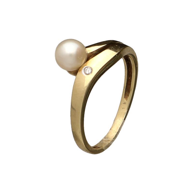 Geelgouden slagring, 14 karaat