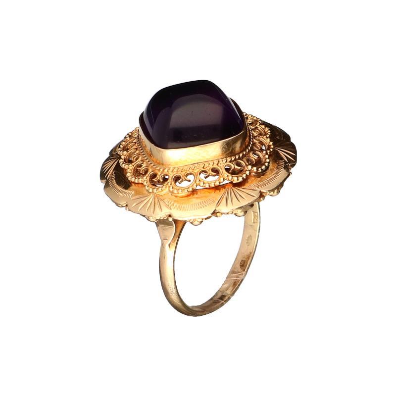 Geelgouden ring bezet met amethist, 14 karaat