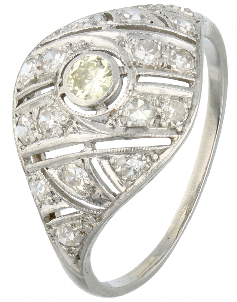 Platina open gewerkte ring, met ca. 0.68 ct. diamant - Pt. 900.