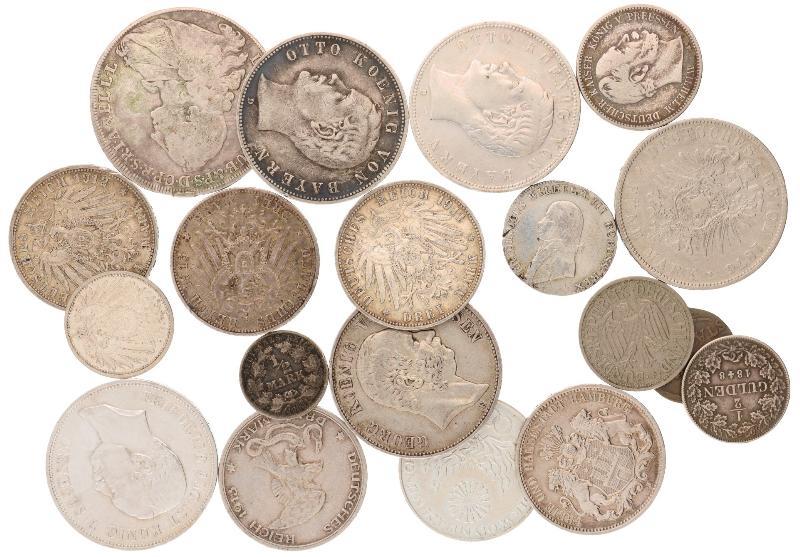 Germany. Lot mainly silver coins. 303 grams.
