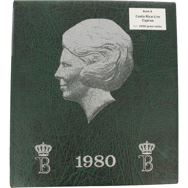 Lot (54) muntenboeken uit ca. 84 verschillende landen o.a. Rusland en het Vaticaan.