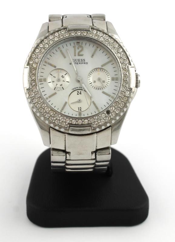 Guess Dames Horloge - Stainless Steel                                                                                                                                                                                                                          