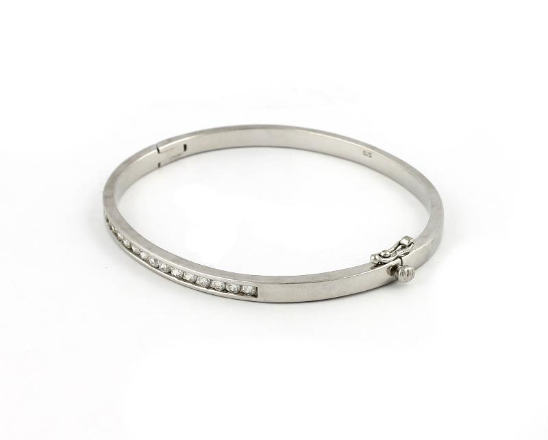 Zilveren Armband Met 16 Zirkonen                                                                                                                                                                                                                               