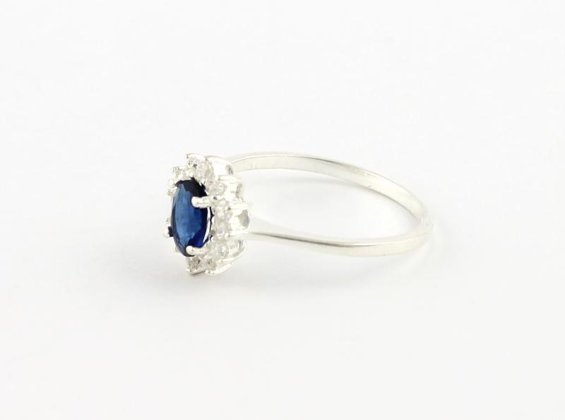 Zilveren Entourage Ring Met Sierstenen                                                                                                                                                                                                                         