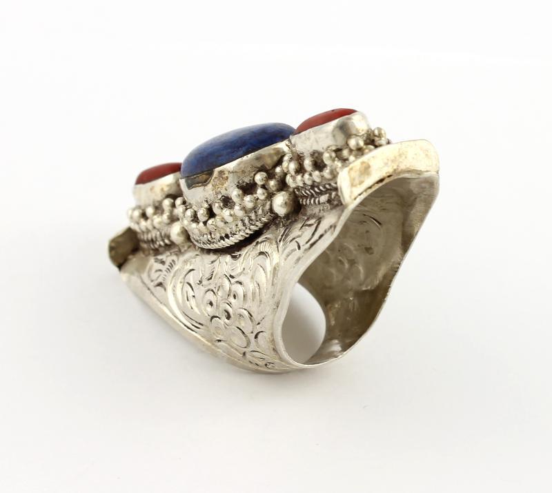 Zilveren Vintage Ring Met Lapis en Bloedkoraal                                                                                                                                                                                                                 