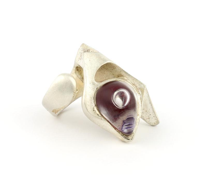 Zilveren Ring Met Sierlijke Vorm                                                                                                                                                                                                                               