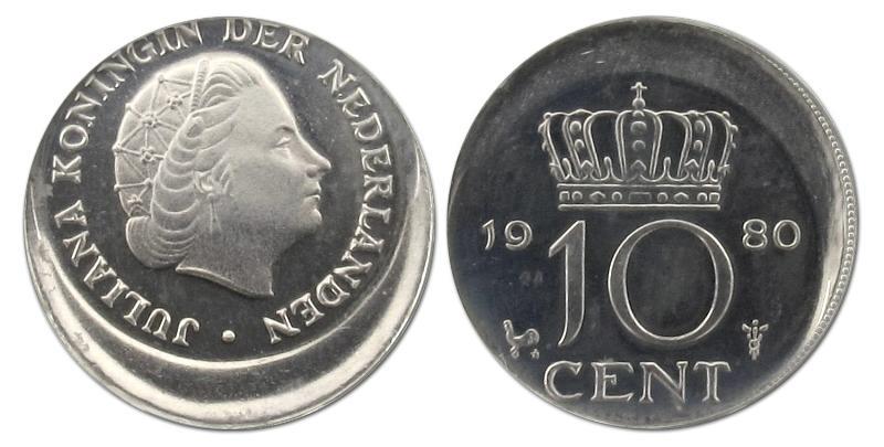 10 cent Juliana 1980 excentrisch geslagen. FDC.                                                                                                                                                                                                                