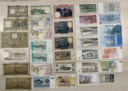 Lot 33 banknotes. - Fine – Extremely fine.