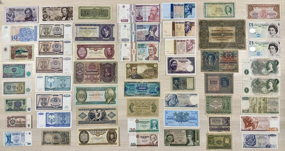 Lot 54 banknotes. - Fine – UNC.