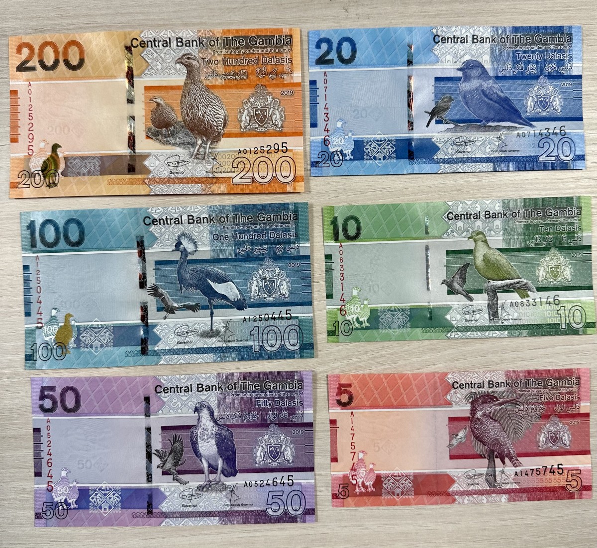 Lot 6 banknotes. - UNC.