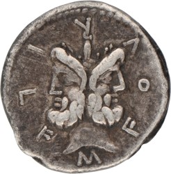 Roman Republic. M. Furius Philus L.f. Denarius. ND (119 BC).