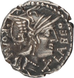 Roman Republic. Q Fabius Labeo. Denarius. ND (124 BC).