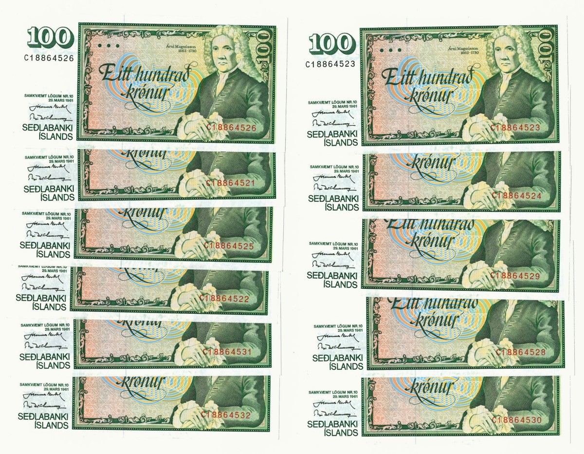 Lot 11 banknotes. - About UNC.