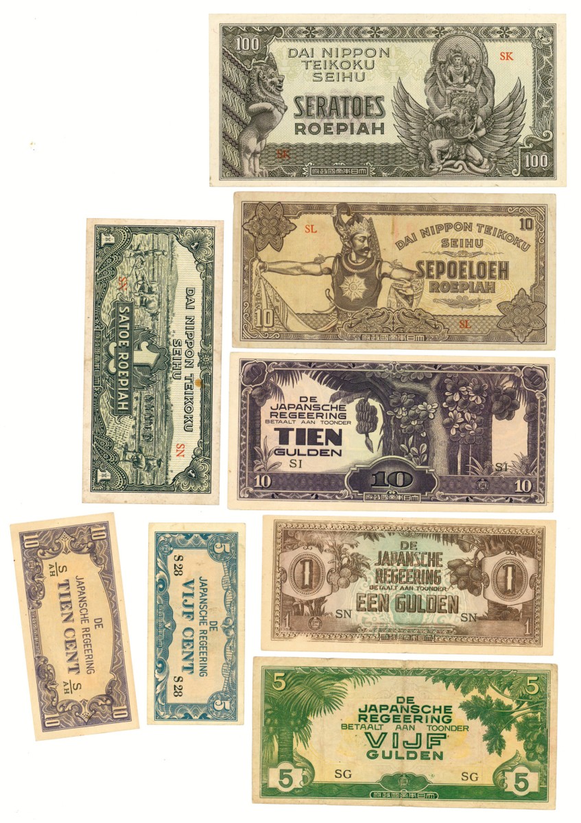 Lot 8 banknotes. - Very fine / Extremely fine.