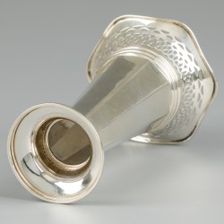 Bloemenvaas zilver.