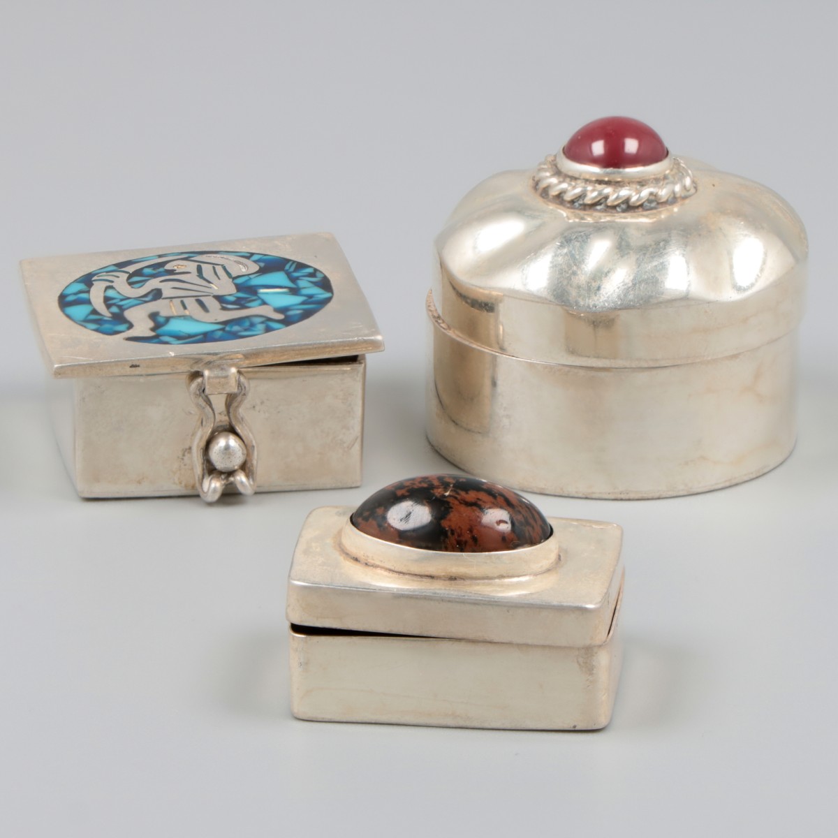3-delig lot doosjes zilver.