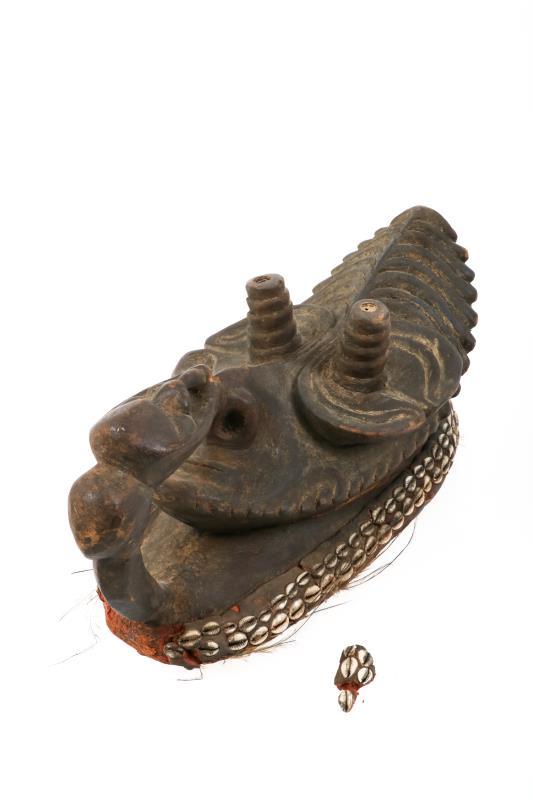 Een Midden-Sepik rivier masker,  Papua Nieuw Guinea, vroeg 20e eeuw.  .