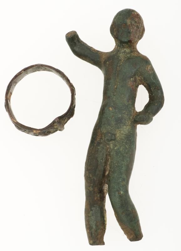 Een bronzen votiefbeeldje voorstellende Helios(?), Romeins, ca. 300 v. Chr.