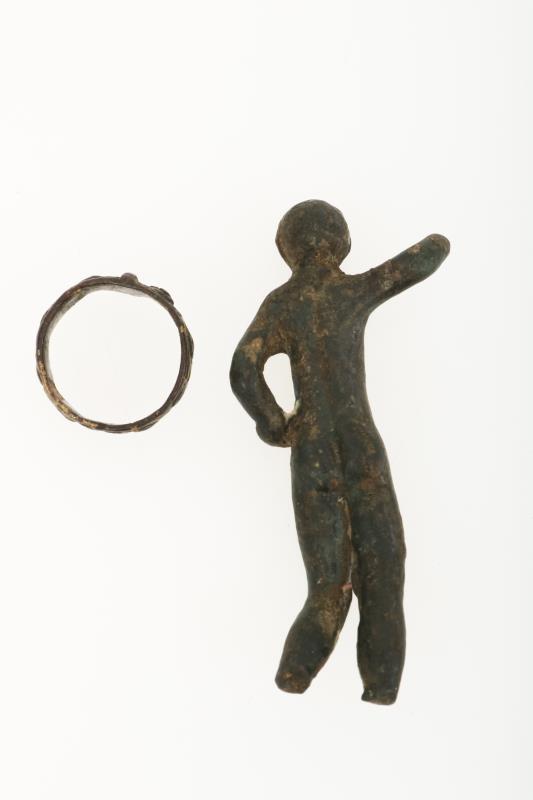 Een bronzen votiefbeeldje voorstellende Helios(?), Romeins, ca. 300 v. Chr.