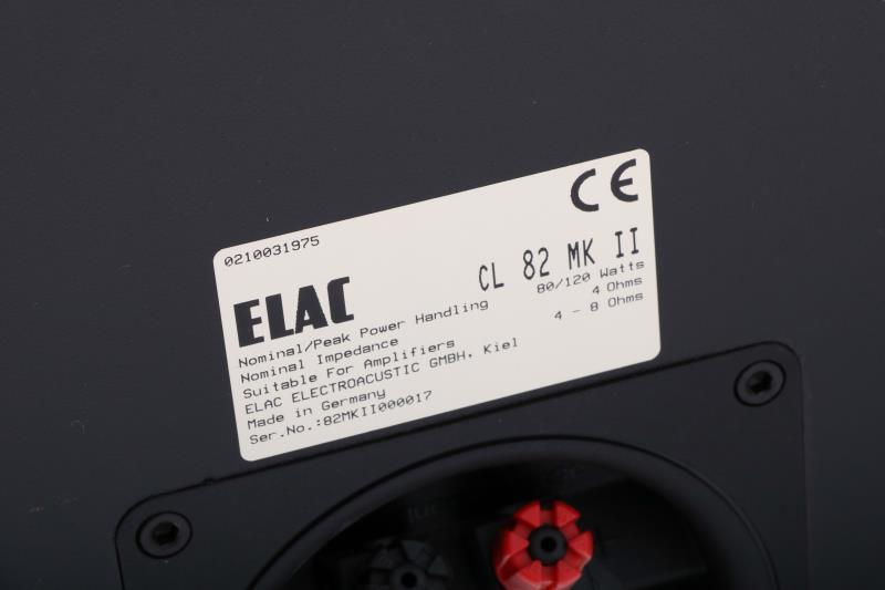 Een Elac Hi-Fi Akustik System subwoofer en daarbij twee Elac luidsprekers, Duitsland, 2e helft 20e eeuw. 