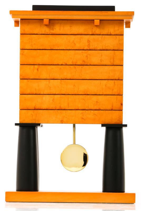 Michael Graves ( (Indianapolis 1934 – 2015 Princeton)  Een Alessi tafelpendule, Italië, 20e eeuw.