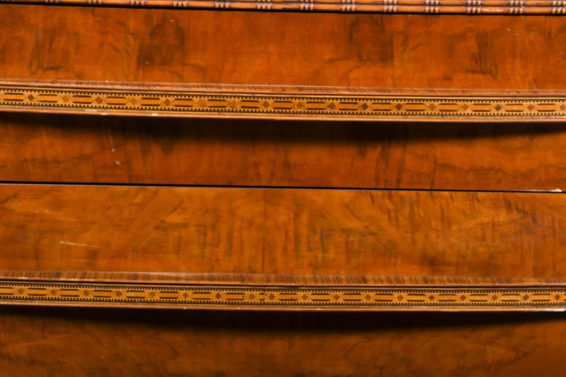 Een Art Deco dressoir, ca. 1930.