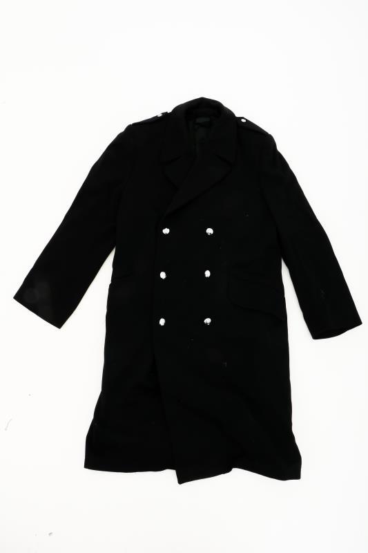 Een Koninklijke Marechaussee (KMAR) uniform set, inclusief overjas, ca. 1970.
