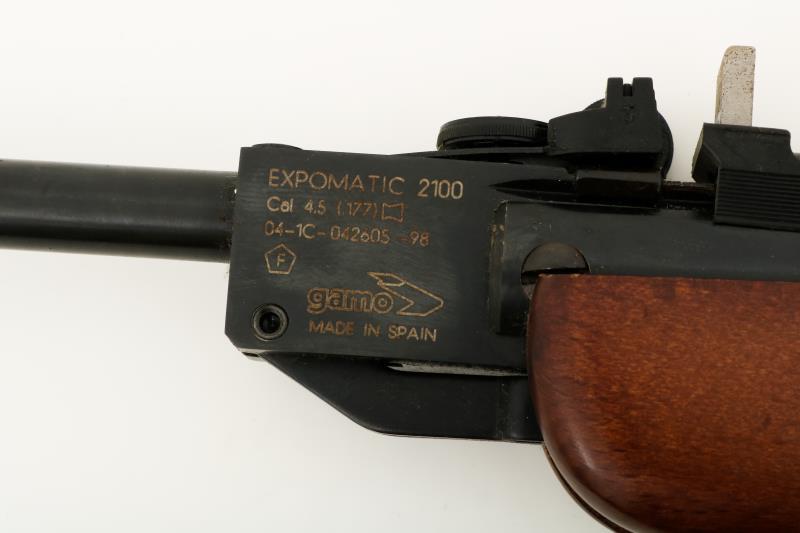 Een luchtbuks, Expomatic 2100, gemerkt: Gamo, Spanje, 20e eeuw.