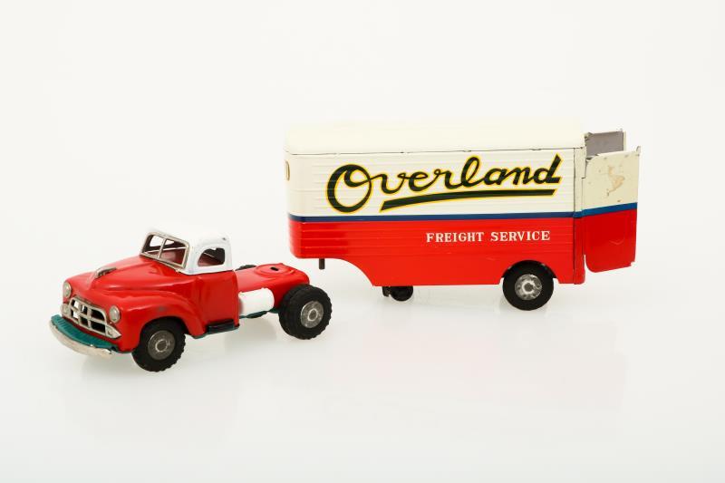 Yamaichi Overland frictie truck.