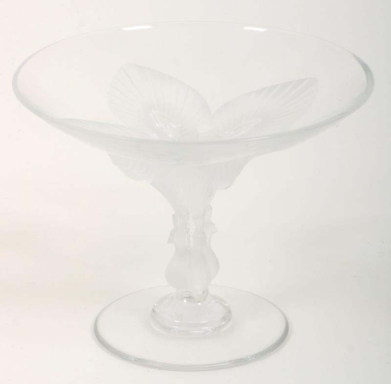 Een Lalique "Virginia" -Tazza. Gemerkt "Lalique France".