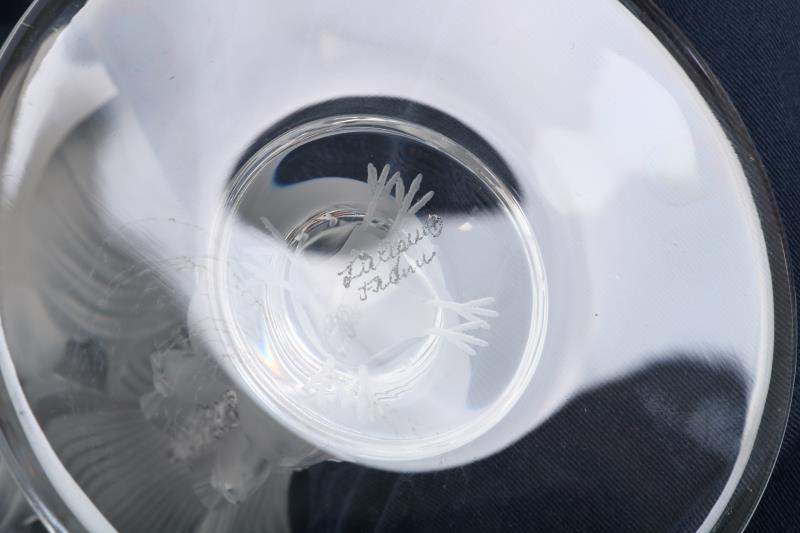 Een Lalique "Virginia" -Tazza. Gemerkt "Lalique France".