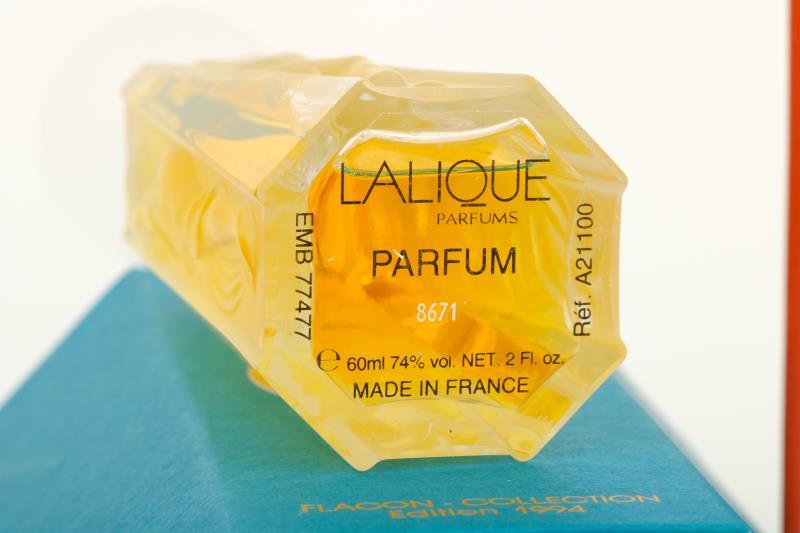 Een Lalique "les muses" -parfumfles, editie 1994. Gemerkt "Lalique France".