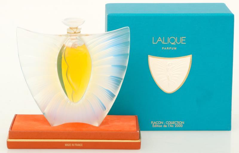Een Lalique "Sylhide" -parfumfles, editie 2000. Gemerkt "Lalique France".