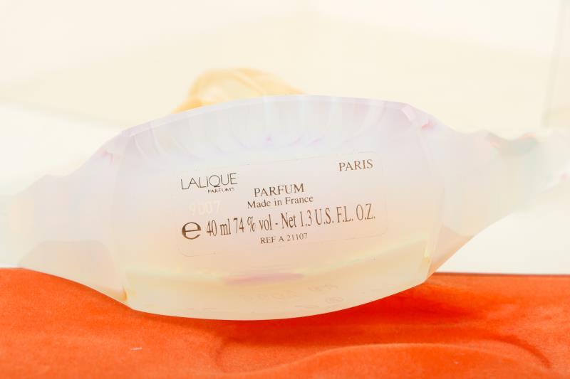 Een Lalique "Sylhide" -parfumfles, editie 2000. Gemerkt "Lalique France".