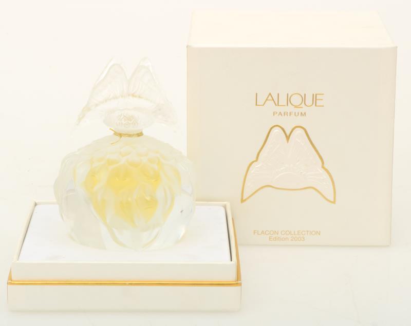 Een Lalique "Butterfly" -parfumfles, editie 2003. Gemerkt "Lalique France".
