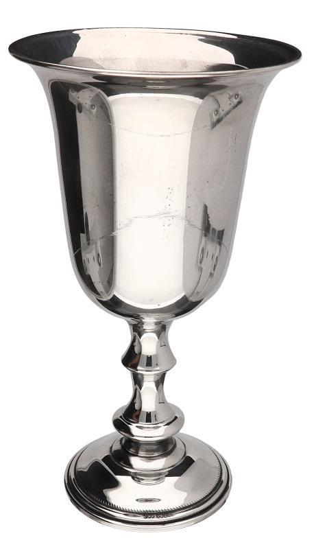 Beker zilver.