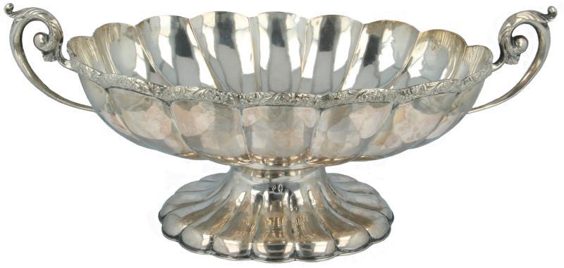 Tafelstuk zilver.