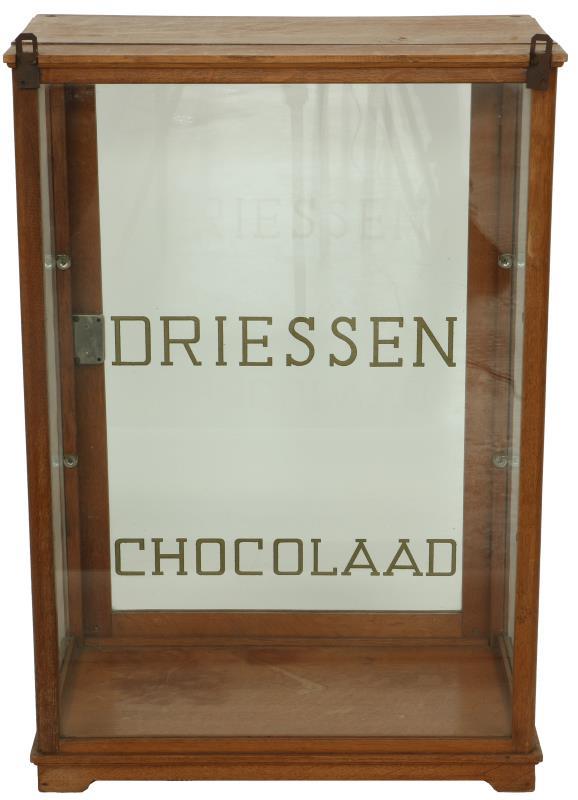 Hangvitrinekast.