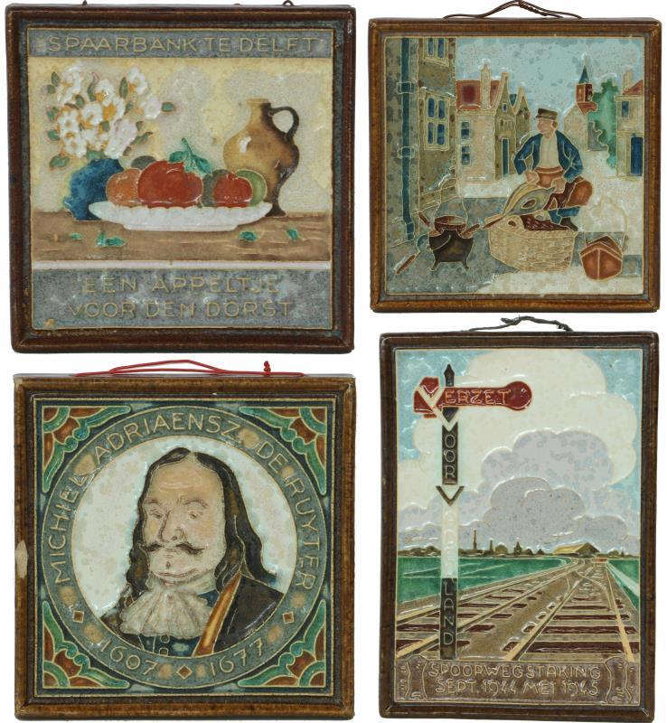 (4) Delfts majolica tegels.