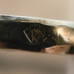 Miniatuur haardtang (18e eeuw?) zilver.