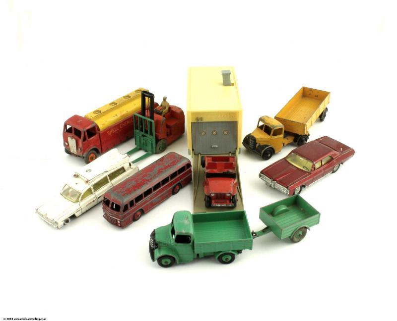 Lot Dinky Toys (10x)