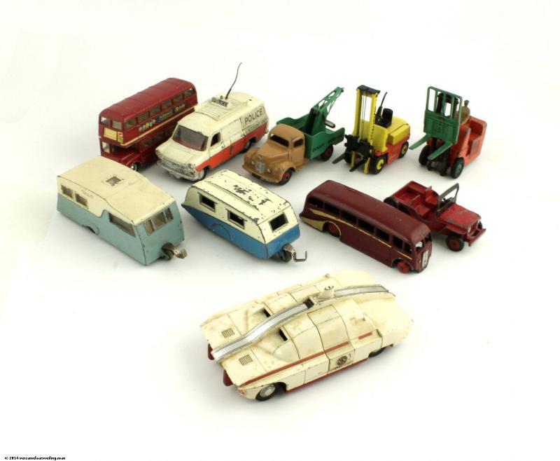 Lot Dinky Toys (10x)